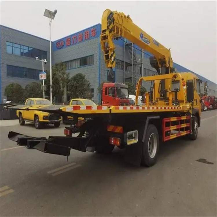 彭场镇附近小随车吊出租电话，轻松解决搬运烦恼